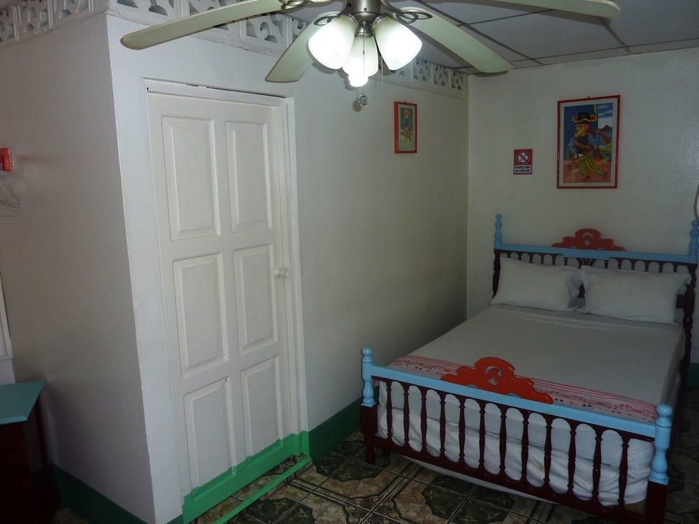 Hotel Ivania'S Masaya Bagian luar foto